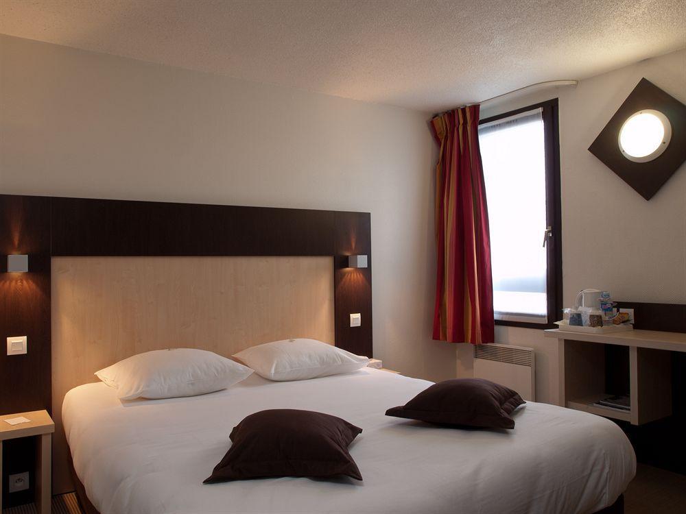Kyriad Rouen Nord - Mont Saint Aignan 외부 사진