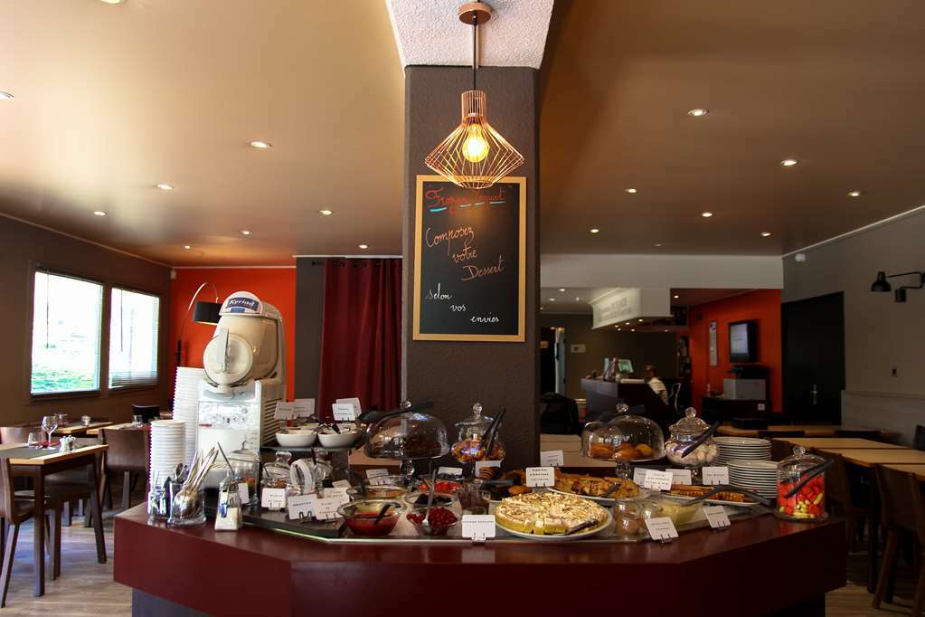 Kyriad Rouen Nord - Mont Saint Aignan 레스토랑 사진